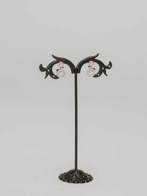 Pendientes con decoración brillante