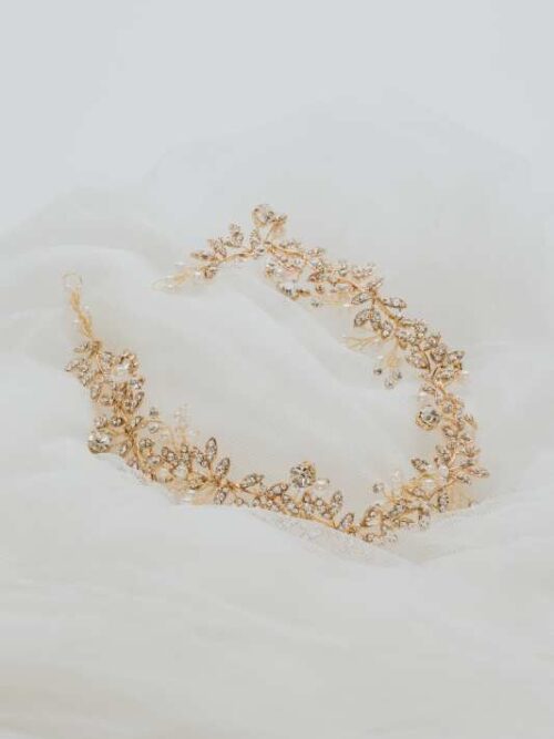 Tocado dorado zirconitas