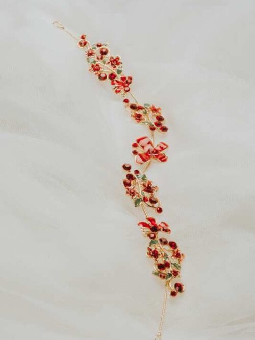 Tocado novia piedras rojas