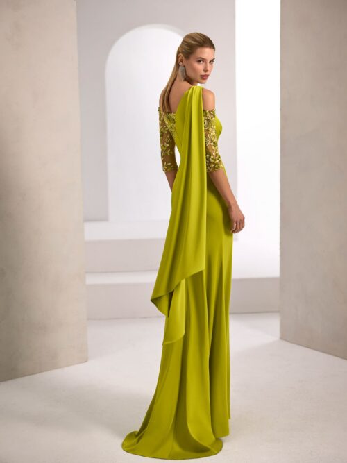 Vestido largo satén asimétrico con encaje