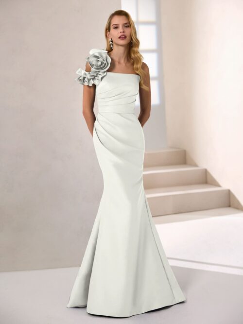 Vestido largo de mikado asimétrico floral